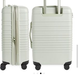 BÉIS / Beis : Matcha Carry-on 21”